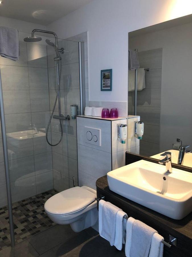 Marc5 Hotel Cadenberge Eksteriør bilde